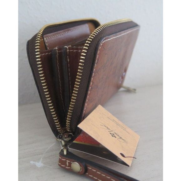 Patricia Nash S1470618 Riot Rust Ragusa Signature Map Leather Wristlet Wallet - Picture 7 of 10